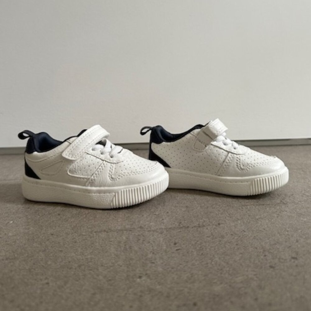 Toddler Casual Sneakers - Size 5